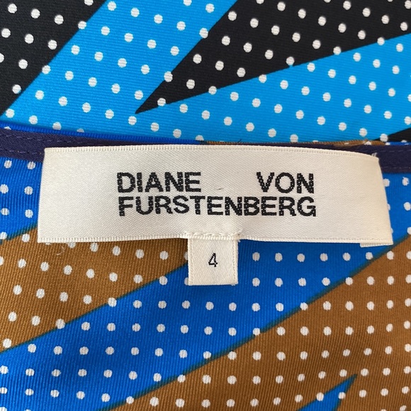 Diane Von Furstenberg one-shoulder dress - Picture 7 of 7